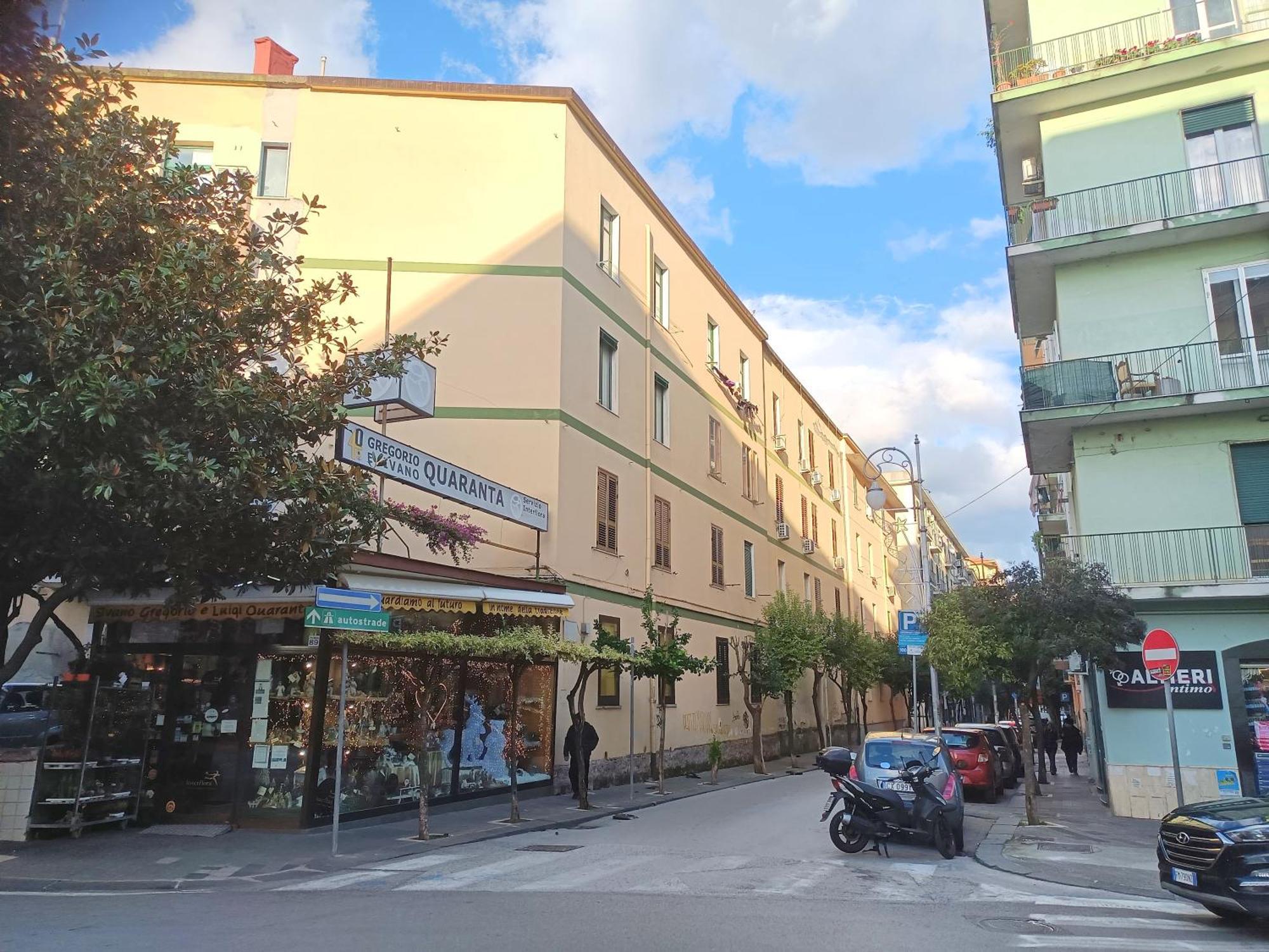Amalphia Home Salerno Bagian luar foto